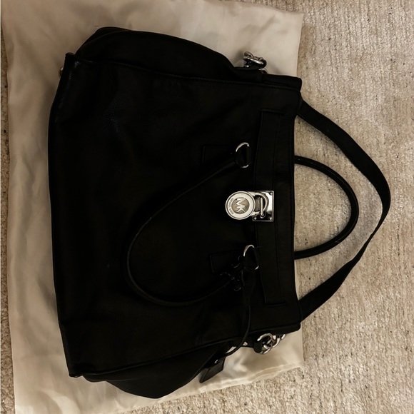 Michael Kors bag - Picture 4 of 7